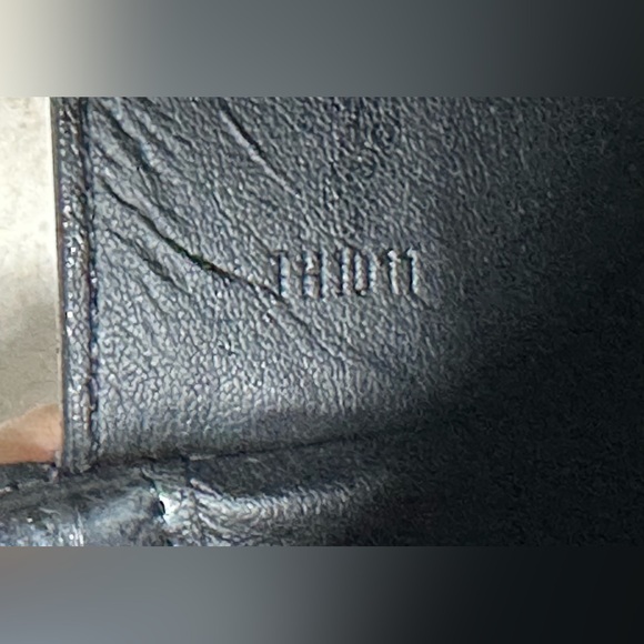 Louis Vuitton Monogram Anouchka Pochette - Picture 12 of 16